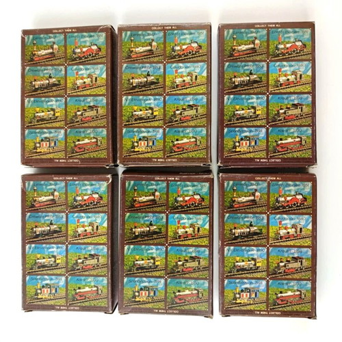6 Snap Together Model Kit old train miniatures, new, pack