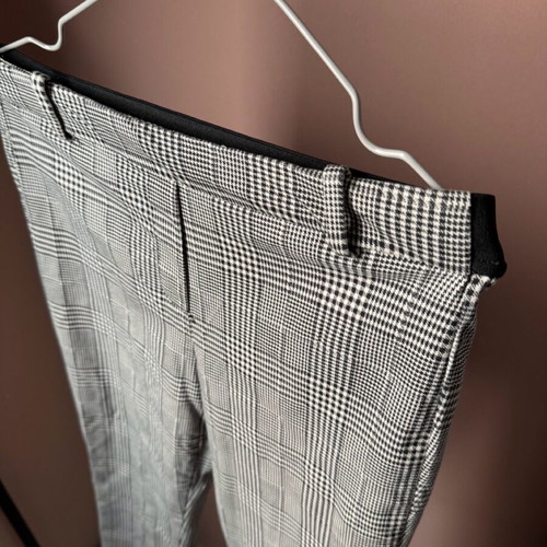 Office tapered pants H&M like new, checkered