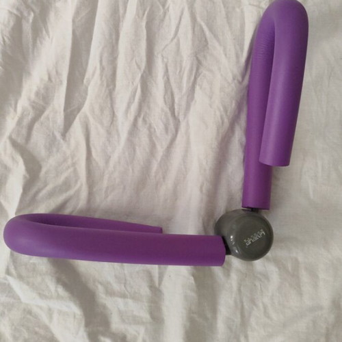 Thigh Master exercise spring like new, purple