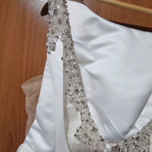 Wedding dress used, white, tailored to measurements