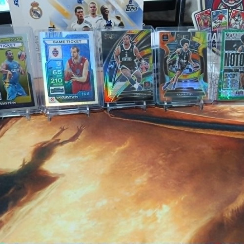 EuroLeague Ultra Rare Basketball Card Lot like new