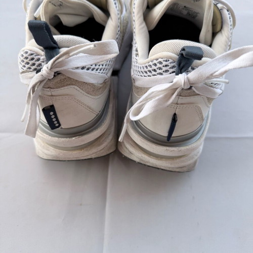 Nike Air Max Furyosa 42.5 like new, white and blue athletic shoe