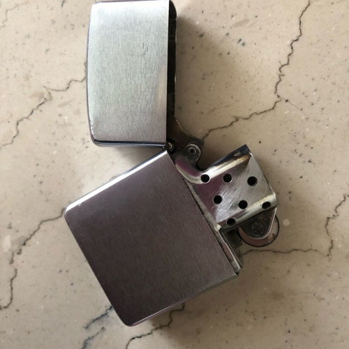 Zippo silver lighter used, simple, needs maintenance