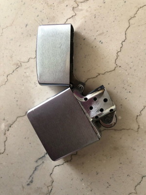 Zippo silver lighter used, simple, needs maintenance