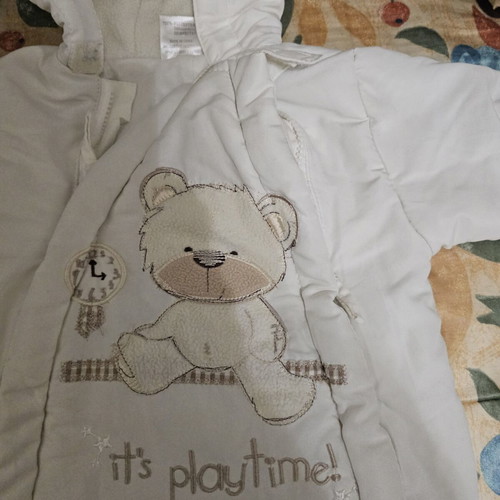 Baby all-in-one jacket like new, white with bear design, up to 3 months