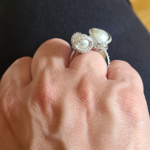 Swarovski ring size 52 used in excellent condition