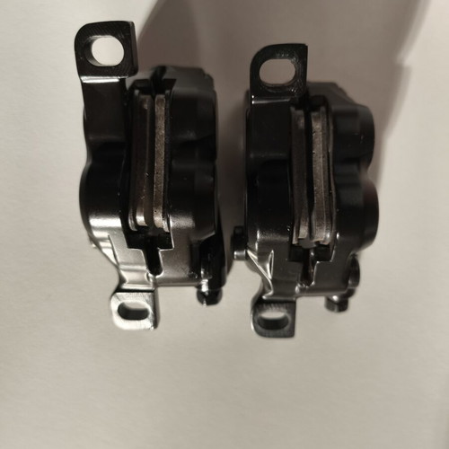 Shimano BR-MT420 four-piston brake calipers like new, set of two