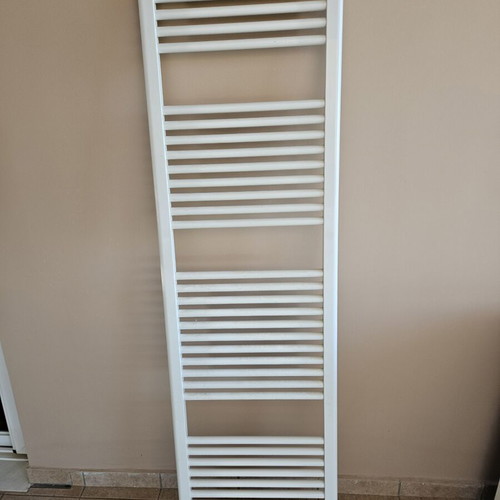 Bathroom towel warmer 180x50 cm like new, white