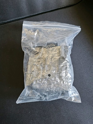 Double handcuff case new for security forces