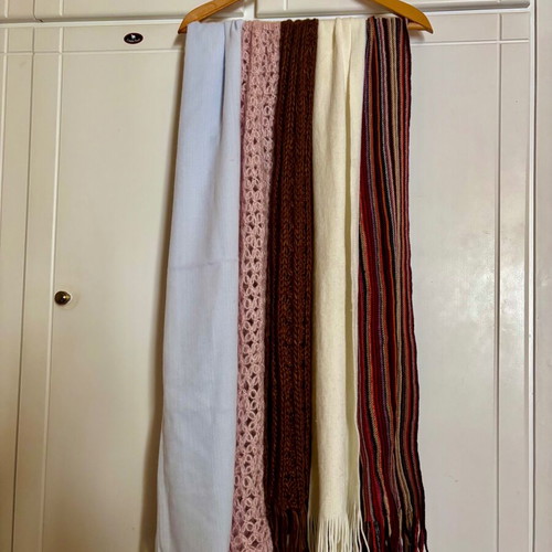 Scarves five like new in various colors