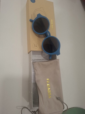 Baby sunglasses new, blue, for 1-3 years