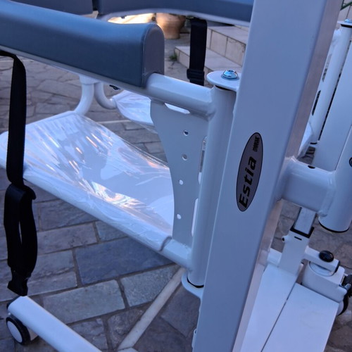 Wheelchair, new, latest technology, adjustable height, side panels