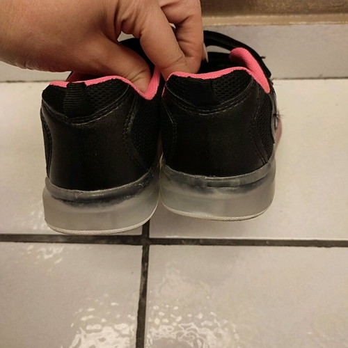 Girls' athletic shoes size 31 like new, black-pink