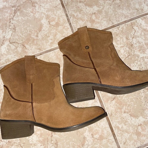 Gioseppo brown ankle boots like new, size 39