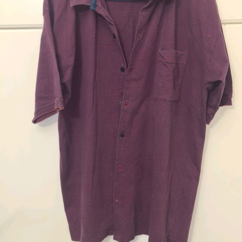 Gap shirt used, size XL