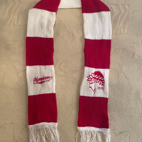 Olympiacos scarf used from boutique