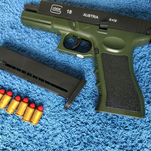 Glock 18 plastic spring toy new