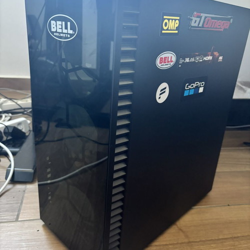Desktop Ryzen 5 7600 with 32GB RAM, RTX4060, 1TB NVMe and 1TB SSD like new