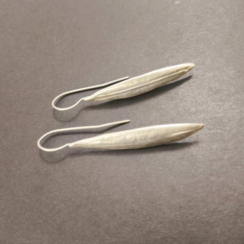 Silver 925 handmade earrings with olive leaf like new