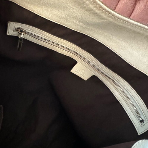 GucciGG Canvas Bamboo Peggy Hobo used Gucci bag