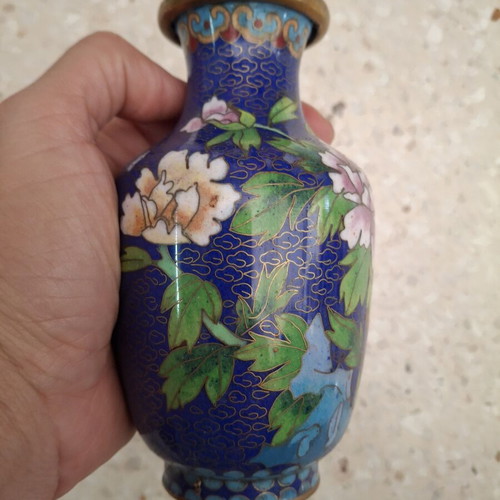 JINGFA Chinese cloisonne vase used, vintage