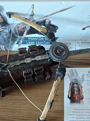 Assassin's Creed Unity Phantom Blade μεταχειρισμένο συλλεκτικό από Ubisoft