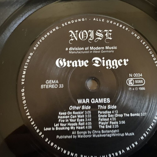Grave Digger War Games LP first edition, like new, Noise Records