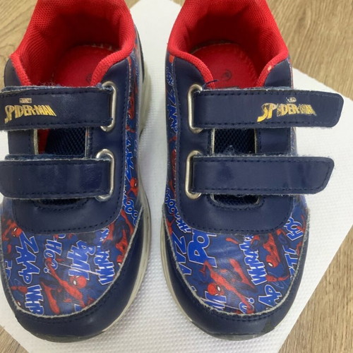 Spider-man sports shoes size 29 almost new, blue
