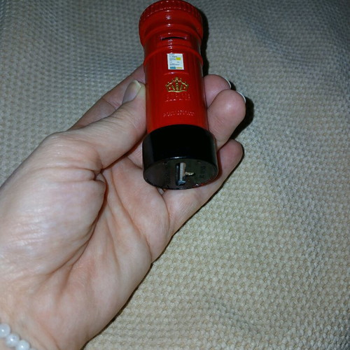 Metal sharpener shaped like British red mailbox like new
