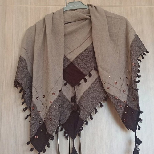 Pashmina women's like new with studs details beige and brown