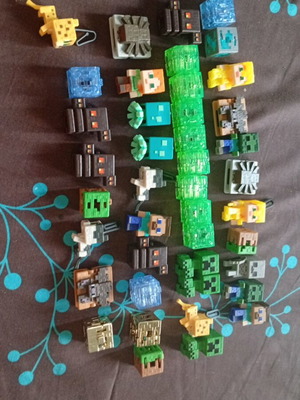 Kinder Joy set of 42 Minecraft figures