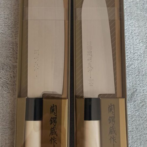 Seki Tsubazo Japanese kitchen knives new set of 2