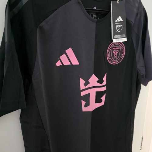 Messi Inter Miami 2025 Jersey new, size L