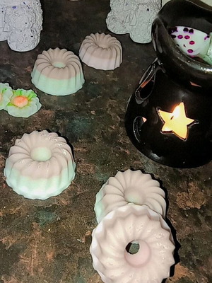 Wax melts made of soy plant wax, pack of 12, new