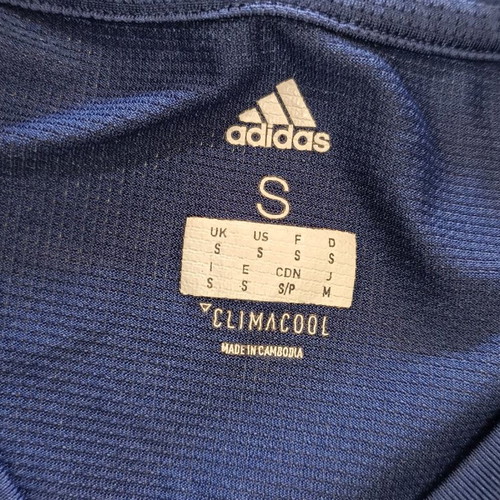 Djurgardens IF Adidas 2018 training jersey size S like new