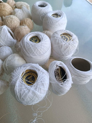 Embroidery threads like new, assorted