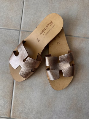 Pink gold sandals like new, size 36 narrow fit