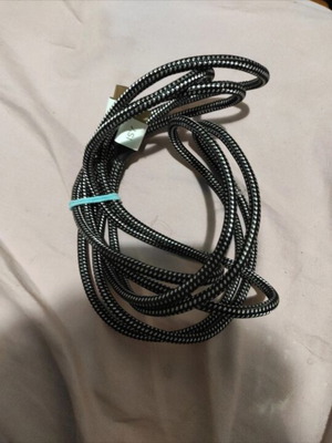 HDMI cable like new, working