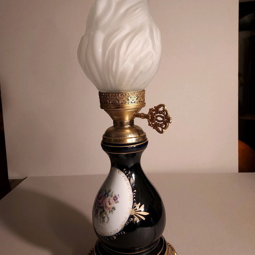 Limoges lamp antique bronze with hand-painted porcelain like new