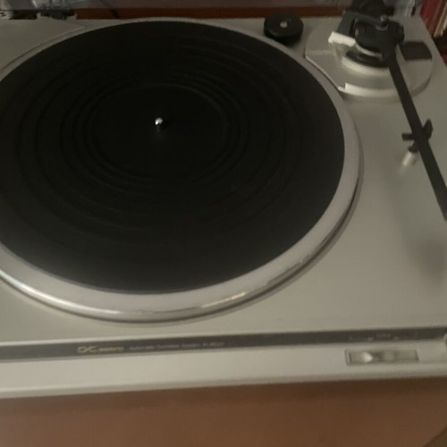 Technics SL BD20 turntable