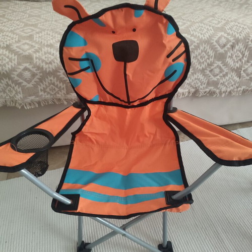 Children's folding beach chairs set of 2, used, tiger design