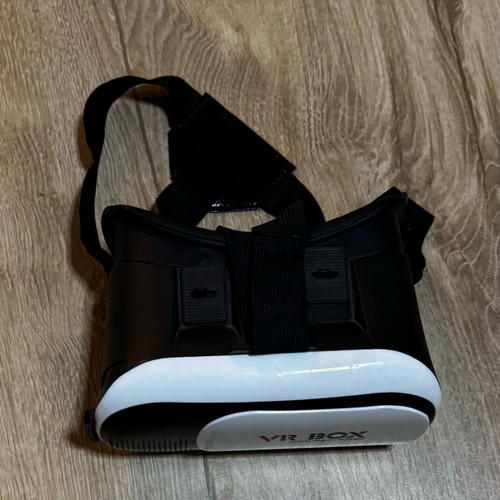 Virtual Reality Glass like new, 3D video projection device