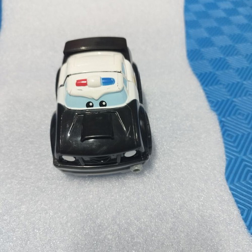 Set of 2 toy cars like new