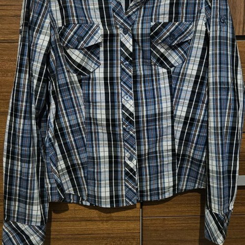 Adrexx women's shirt like new, slim fit, size L