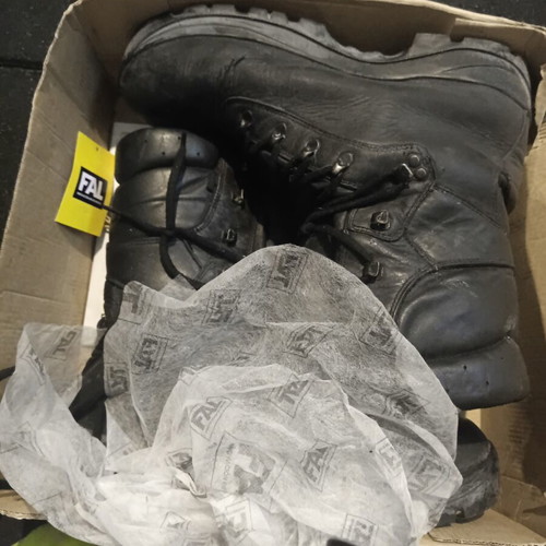 Fal boots used, size 48, black, sole replaced with Vibram