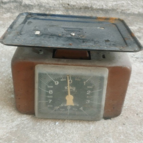 Kitchen scale used up to 10 Kg
