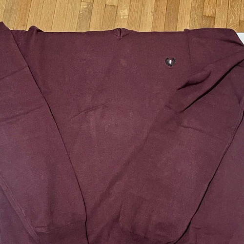 Berto Lucci burgundy long-sleeve V-neck shirt like new
