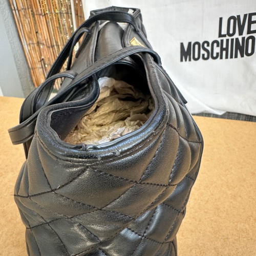 Love Moschino handbag used, black