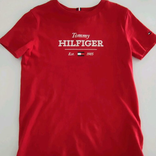Tommy Hilfiger T-shirt red size 128 like new
