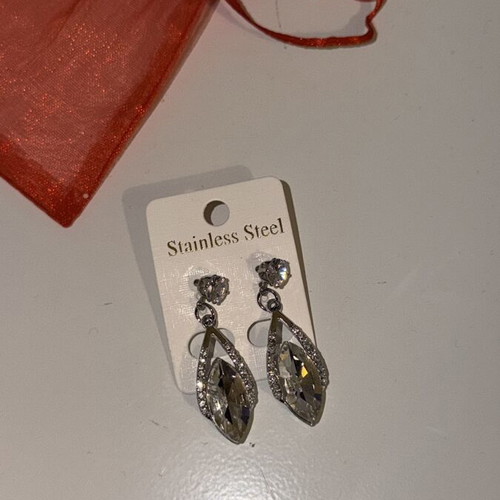 Stainless Steel drop earrings with crystals, silver